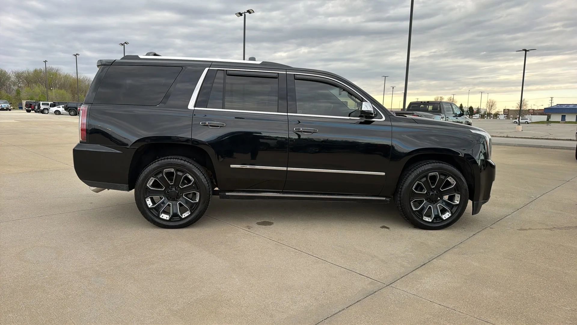 Used 2019 GMC Yukon Denali w/ Denali Ultimate Package image 26