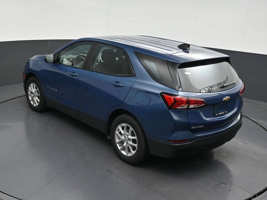 Used 2024 Chevrolet Equinox LS FWD image 17