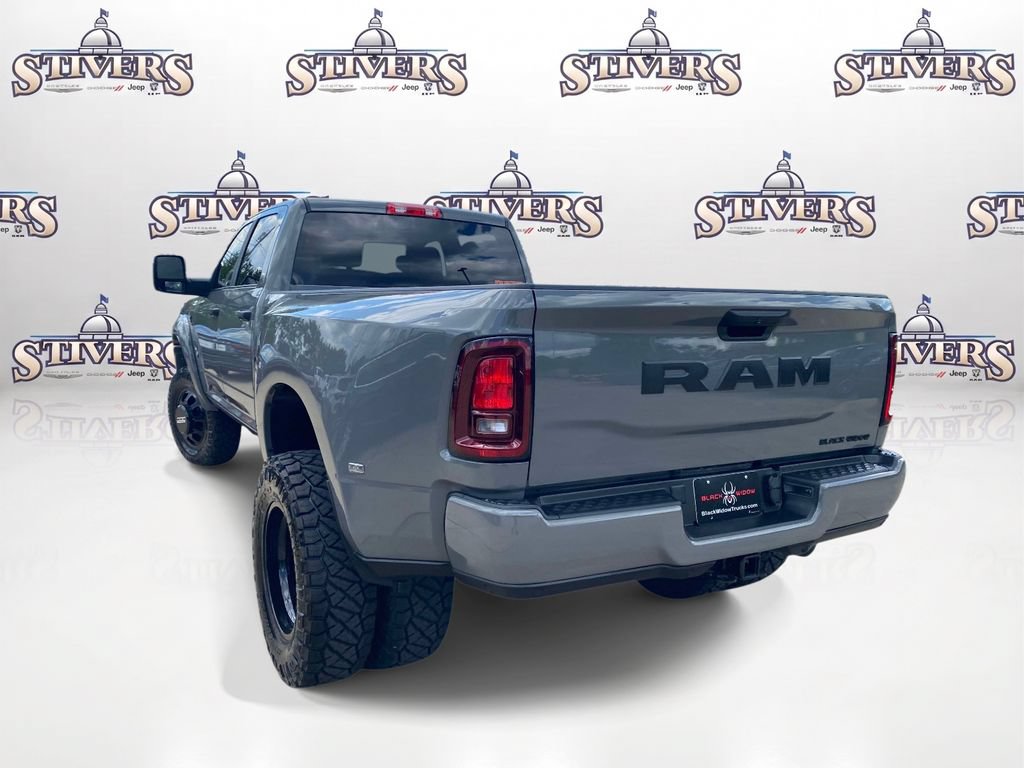 New 2026 RAM 3500 Big Horn AWD/4WD image 4