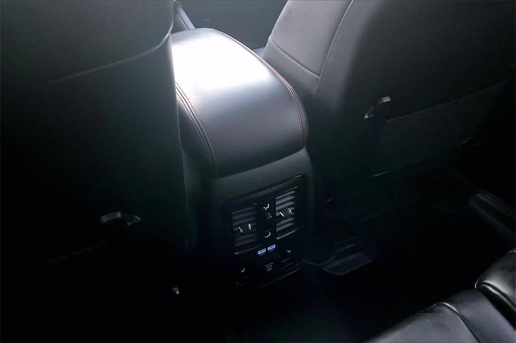 Used 2024 Dodge Durango R/T image 34