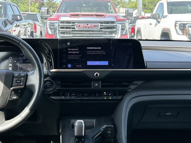 Used 2023 Toyota Crown AWD/4WD image 23