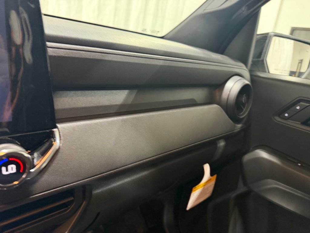New 2026 Chevrolet Colorado Trail Boss AWD/4WD image 24