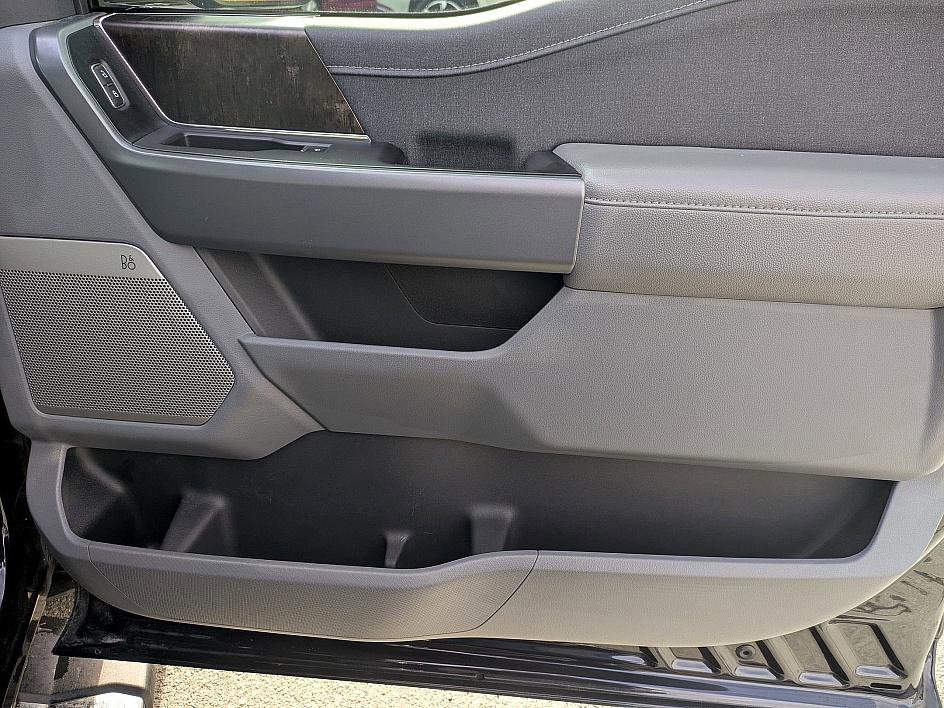 Used 2021 Ford F150 Lariat w/ Equipment Group 502A High image 30