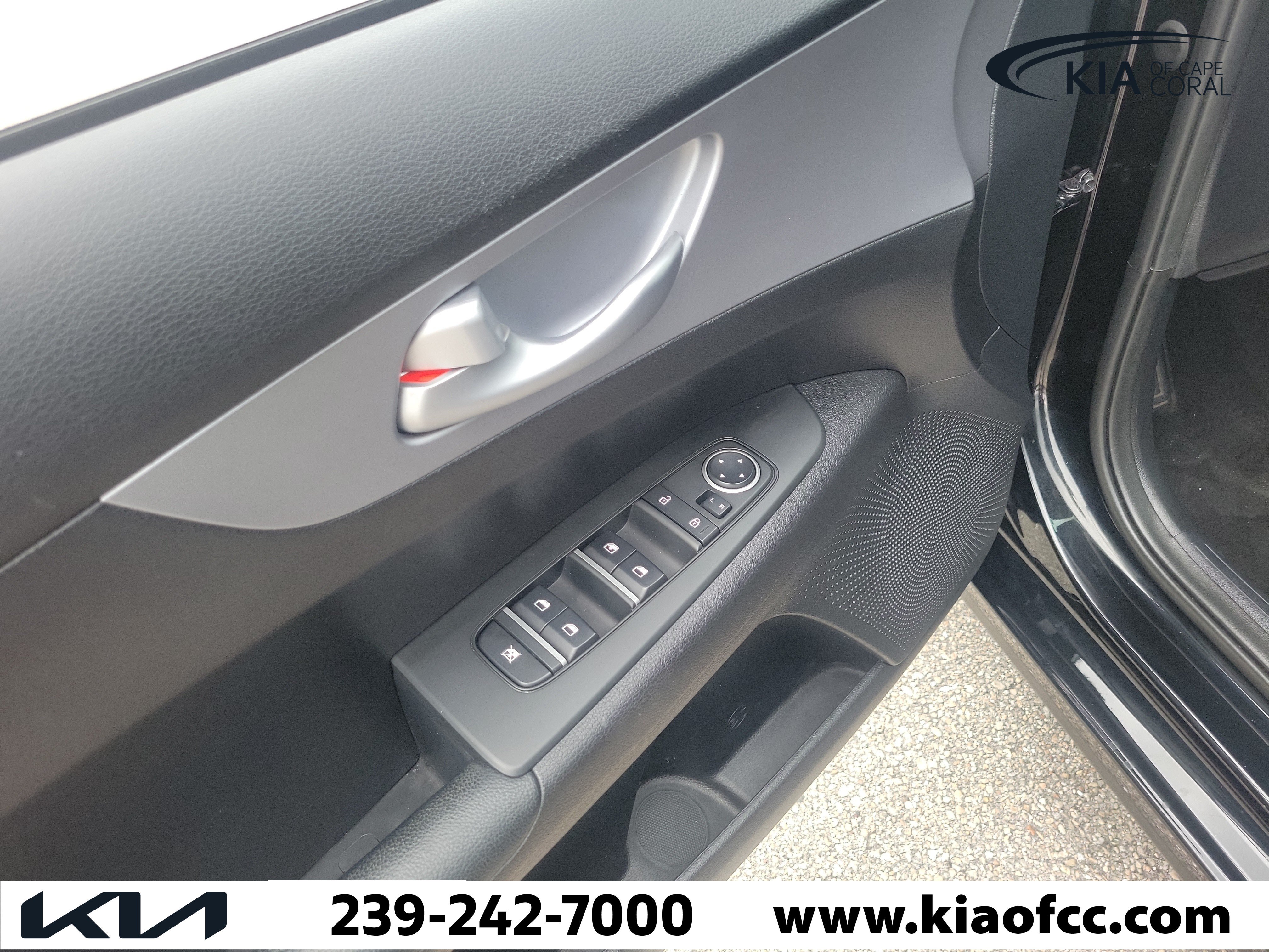 Certified 2024 Kia Forte LXS w/ LXS Technology Package FWD image 22