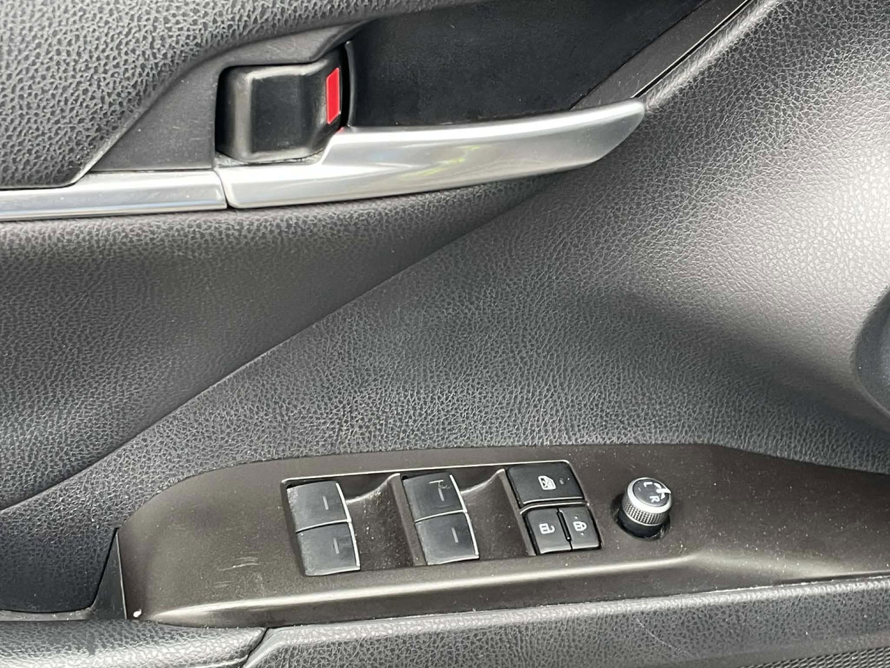 Used 2024 Toyota Camry XSE image 14