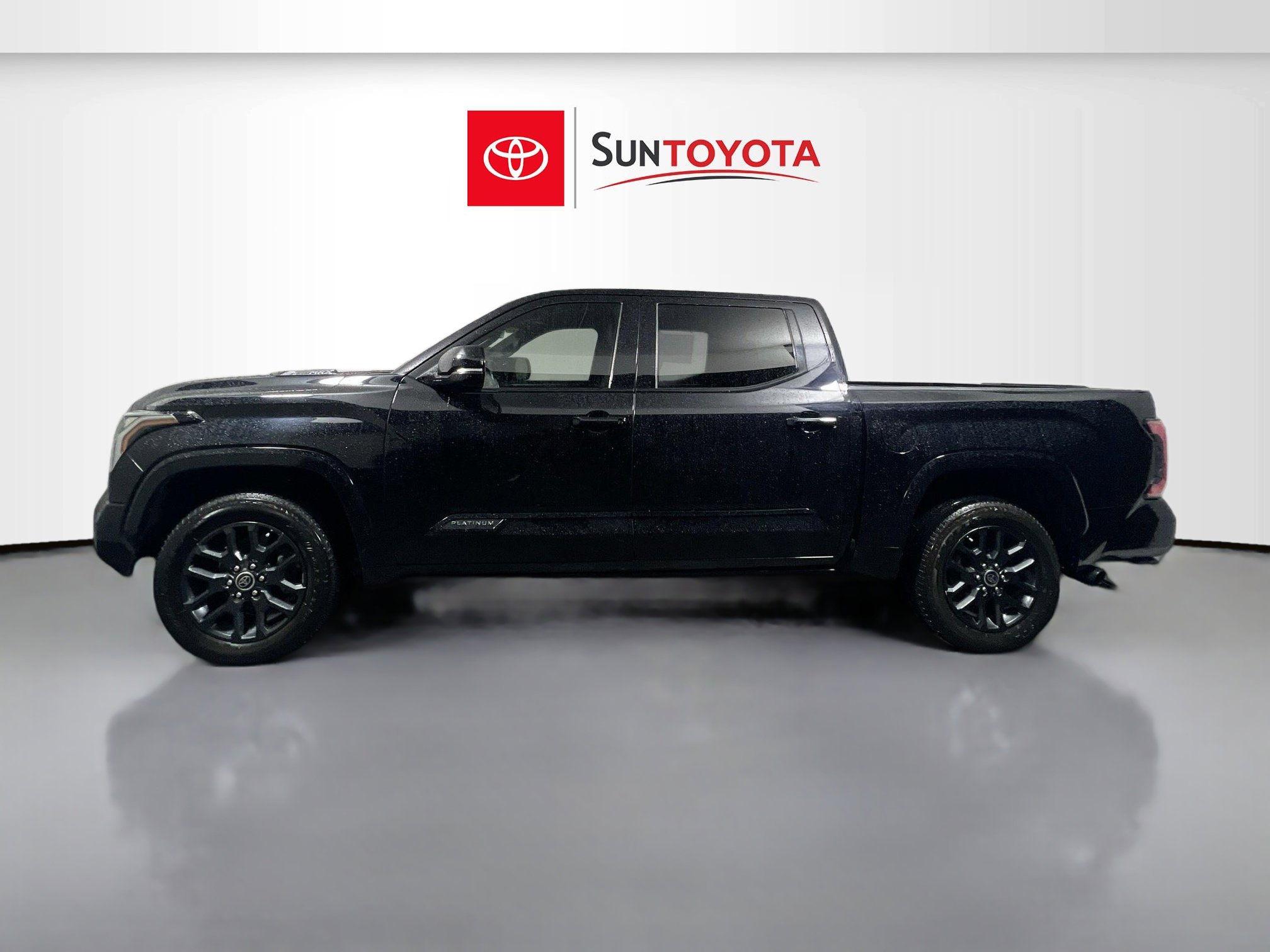 Used 2023 Toyota Tundra Platinum AWD/4WD image 7