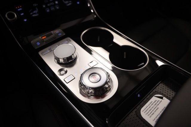 New 2027 Genesis GV70 2.5T AWD/4WD image 27