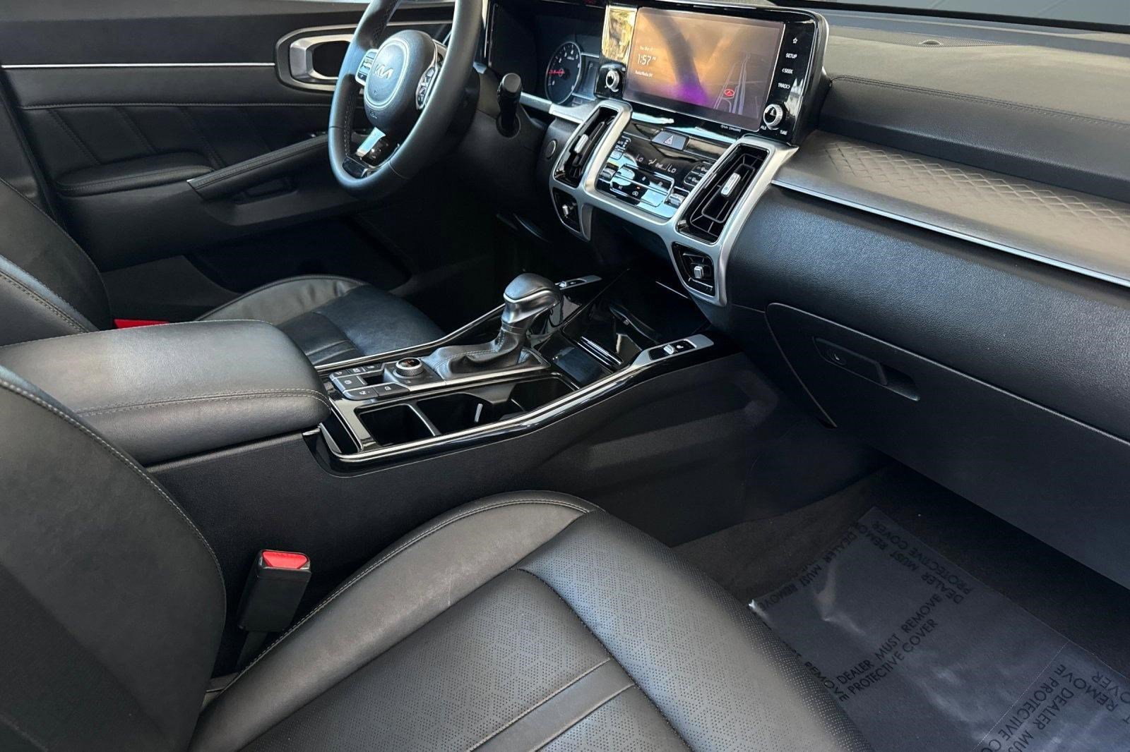 Used 2022 Kia Sorento SX image 32