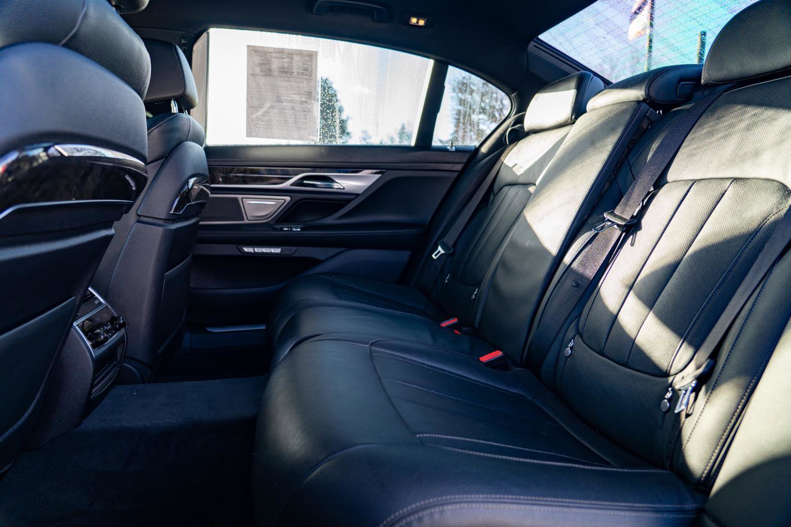 Used 2017 BMW 740e xDrive w/ Executive Package AWD/4WD image 23