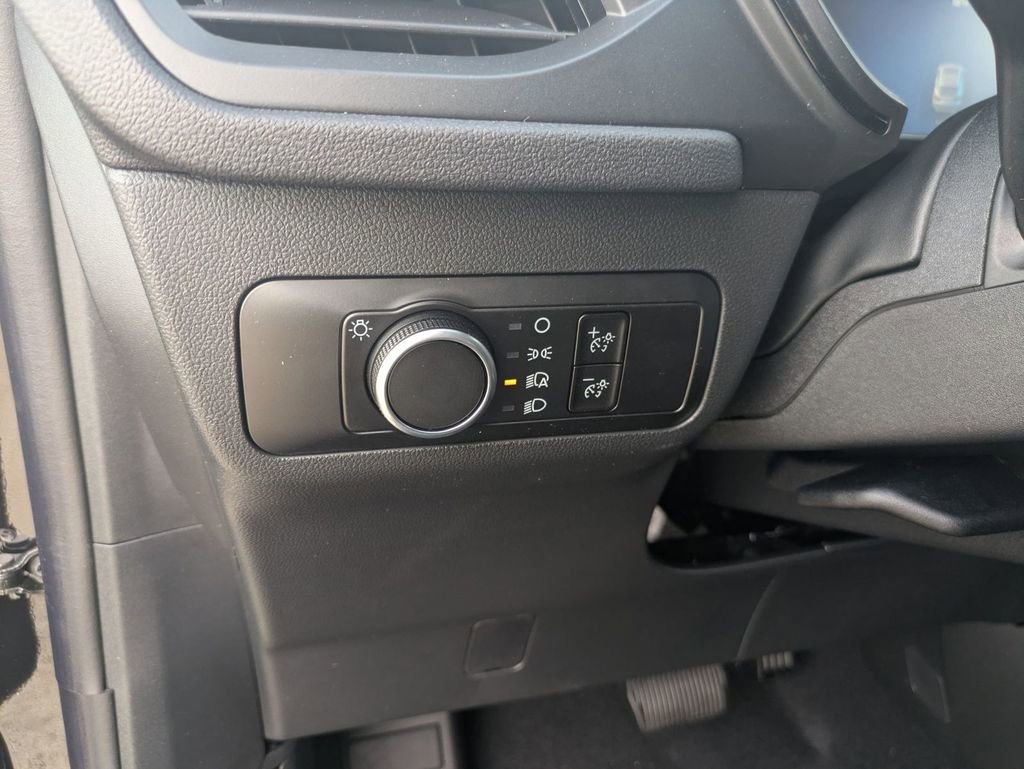 New 2026 Ford Escape ST-Line w/ Cold Weather Package image 37