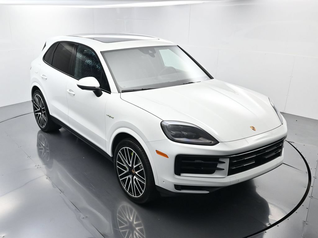 Certified 2026 Porsche Cayenne E-Hybrid AWD/4WD image 39