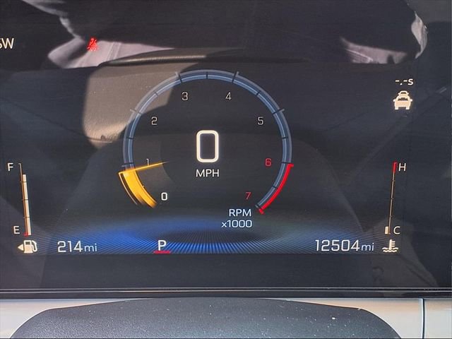 Used 2025 Chevrolet Trax LT w/ LT Convenience Package image 22