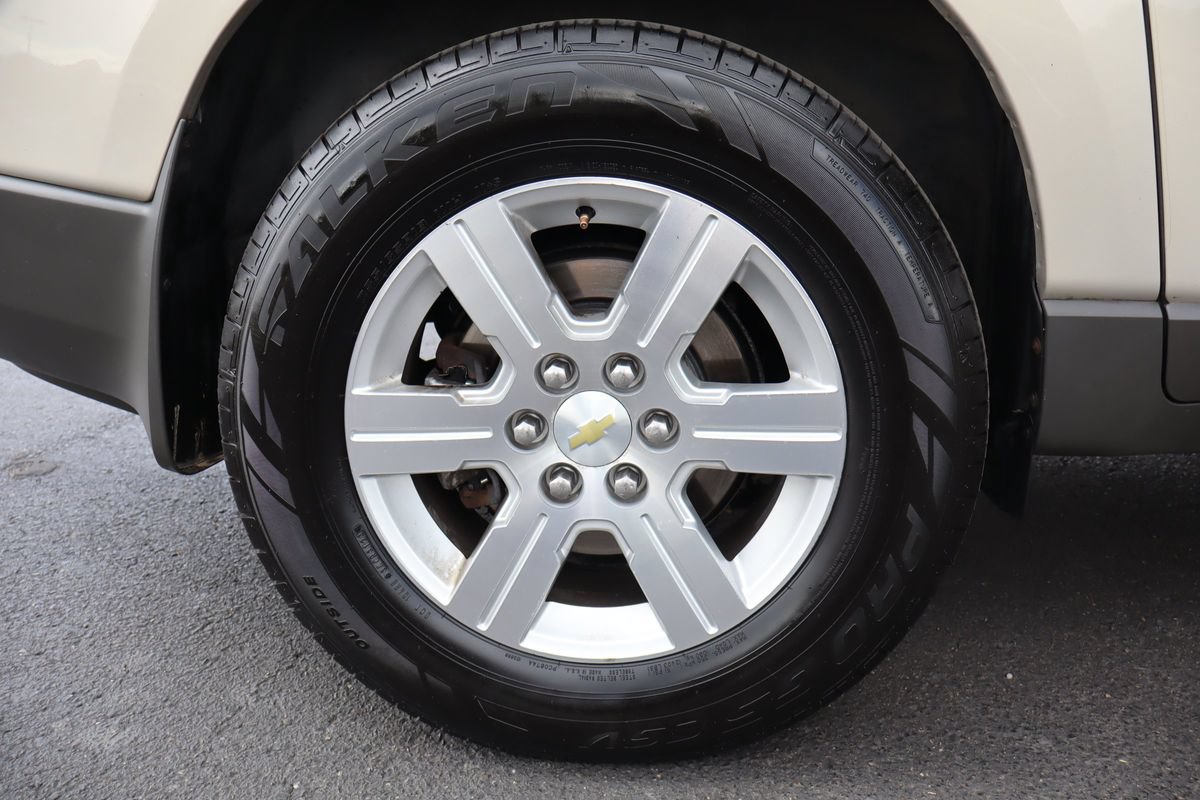 Used 2012 Chevrolet Traverse LT AWD/4WD image 43