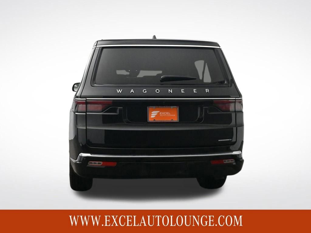 Used 2024 Jeep Wagoneer L Series II w/ Flexible Seating Group image 5