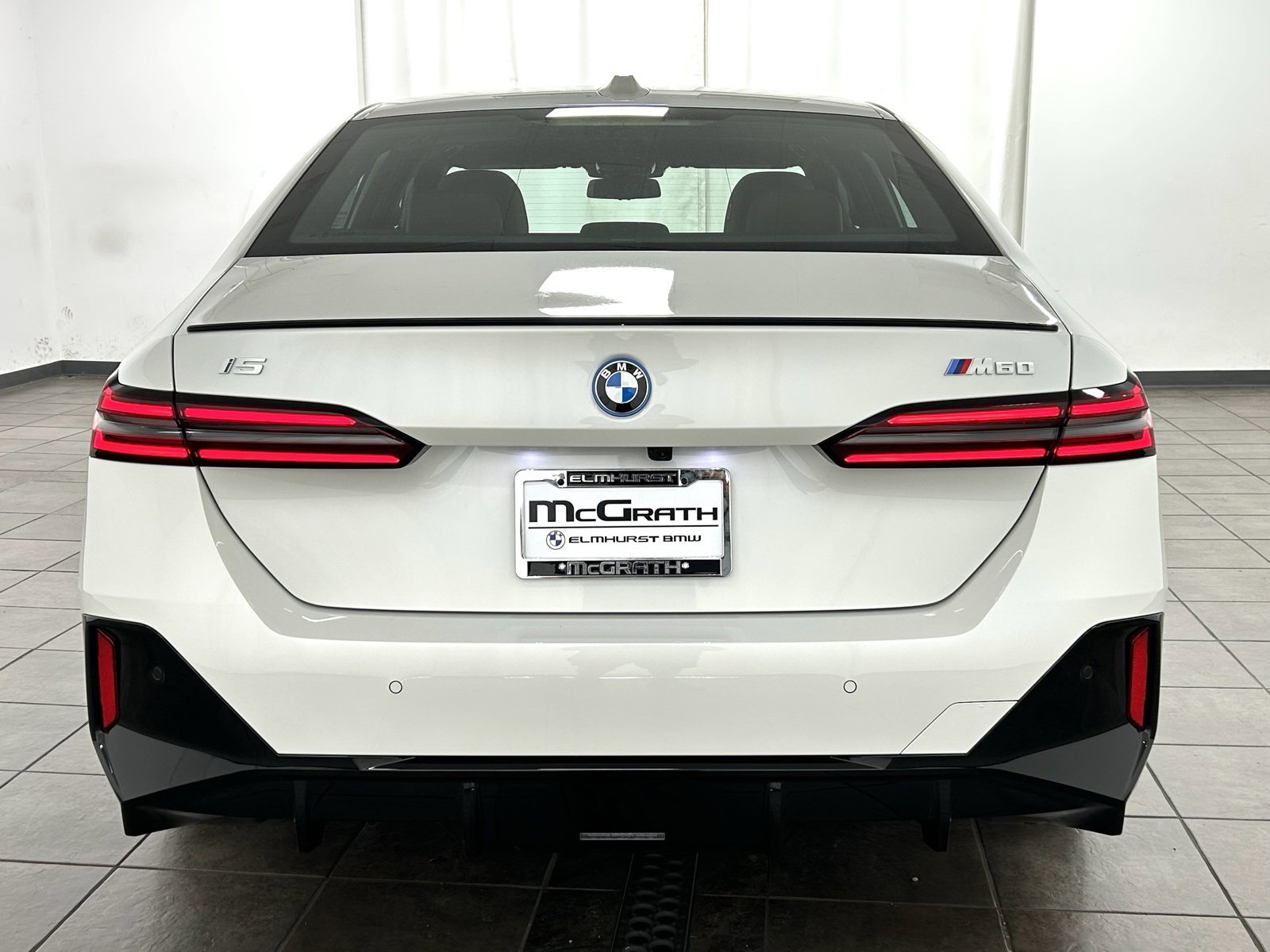 New 2025 BMW i5 M60 w/ Premium Package image 4