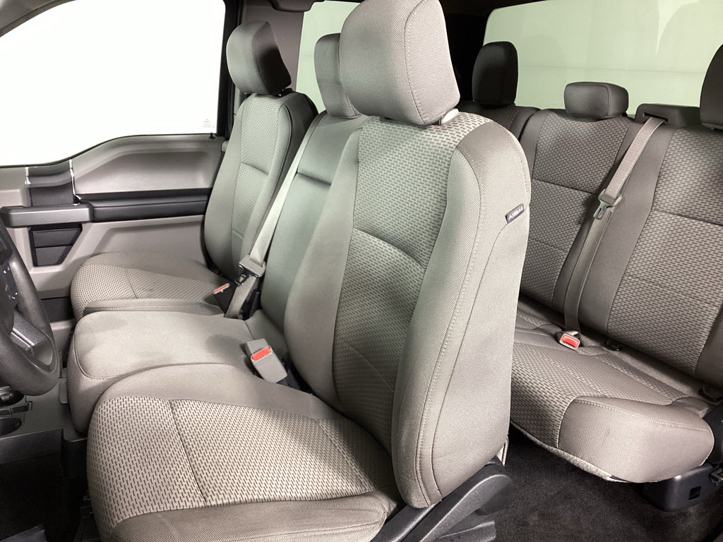 Used 2016 Ford F150 XLT image 14