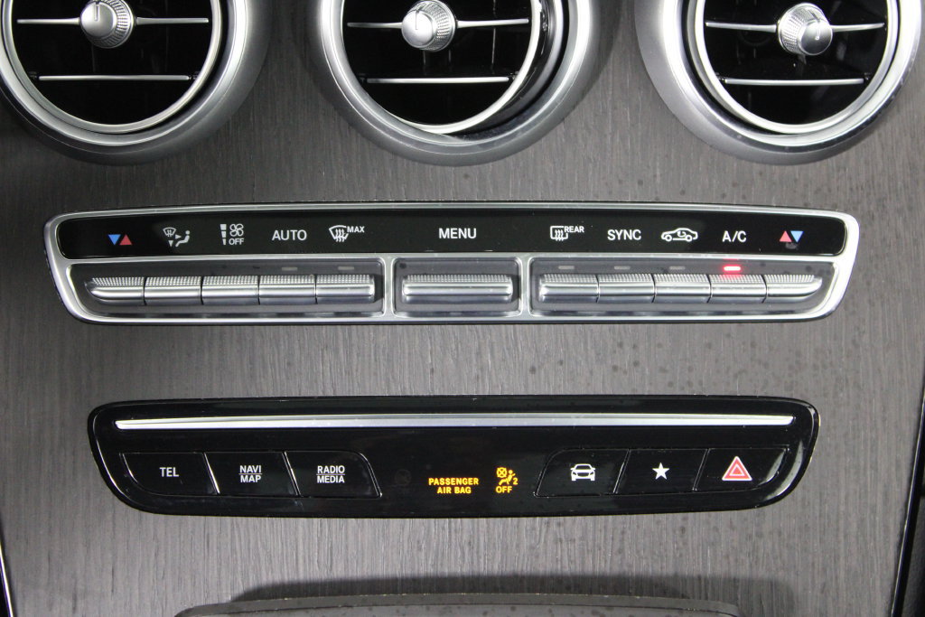 Used 2020 Mercedes-Benz GLC 300 image 22