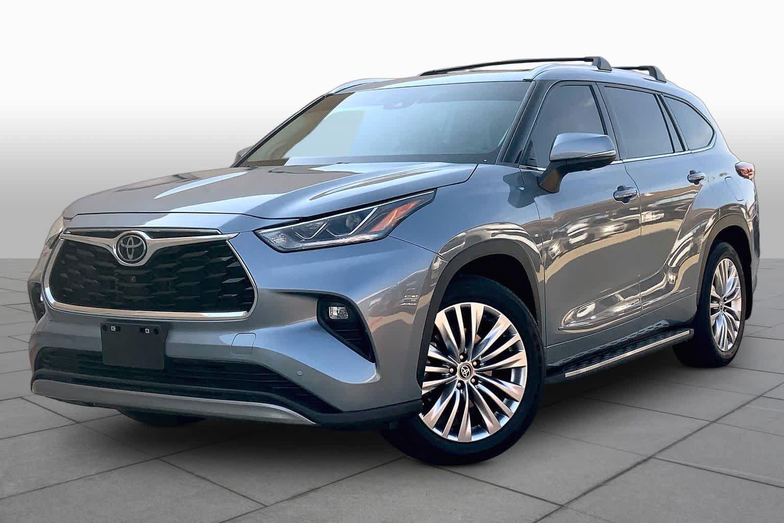 Used 2023 Toyota Highlander Platinum