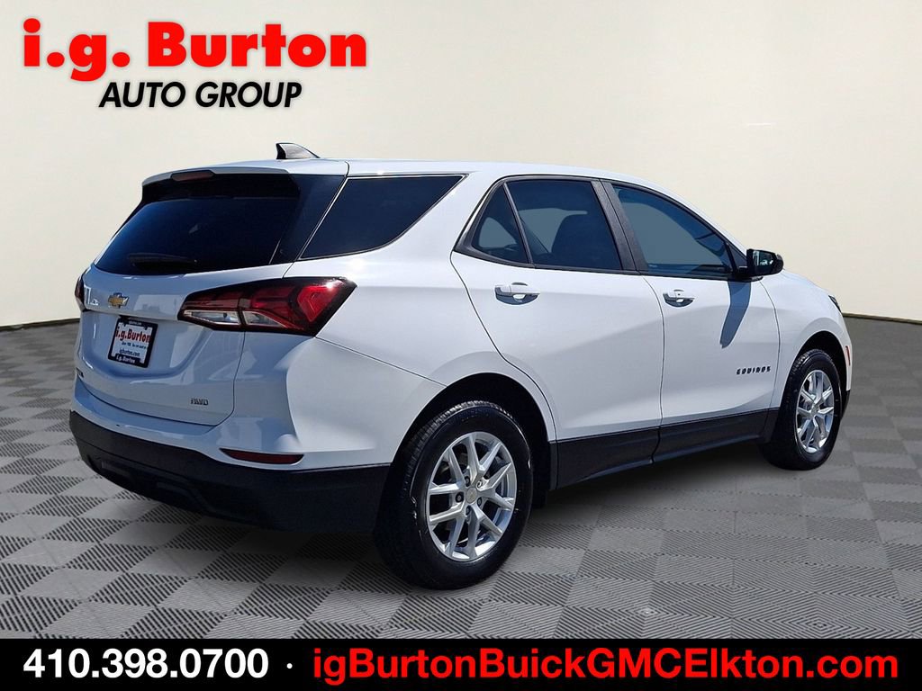 Used 2024 Chevrolet Equinox LS w/ LS Convenience Package AWD/4WD image 6