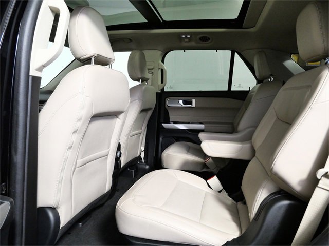 Used 2023 Ford Explorer Limited w/ Equipment Group 301A image 13