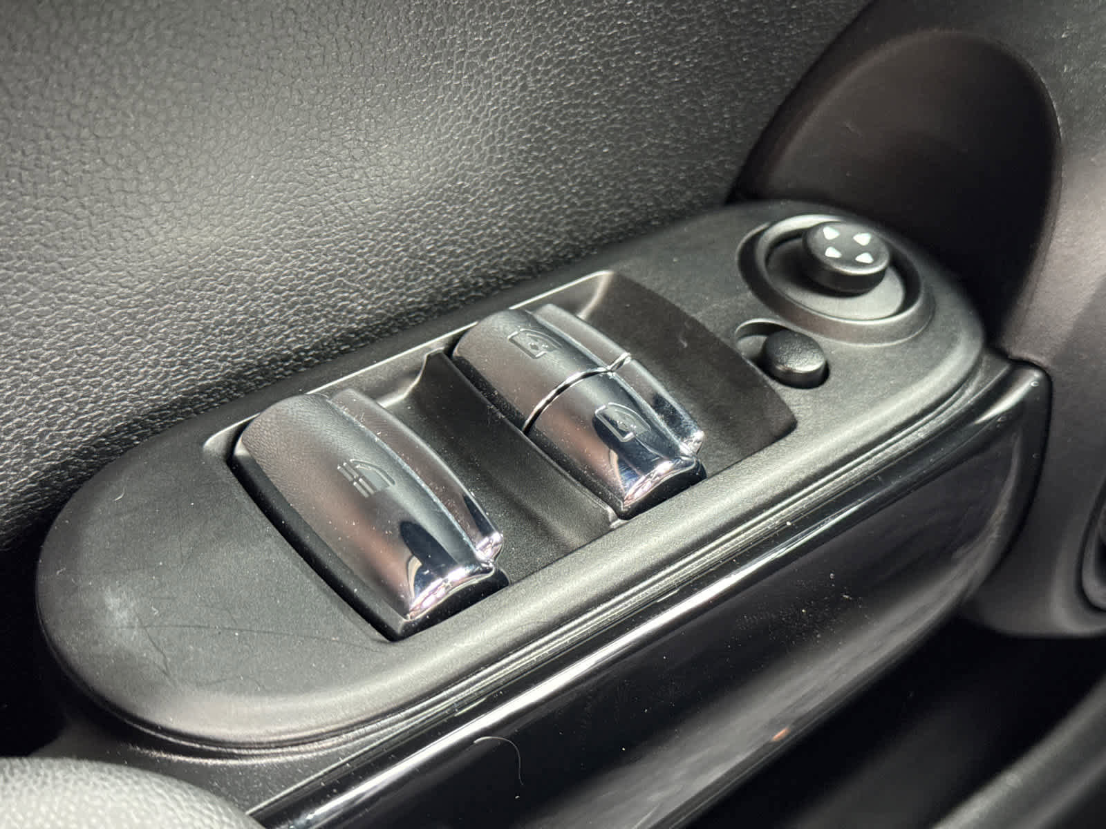 Used 2022 MINI Cooper S image 23