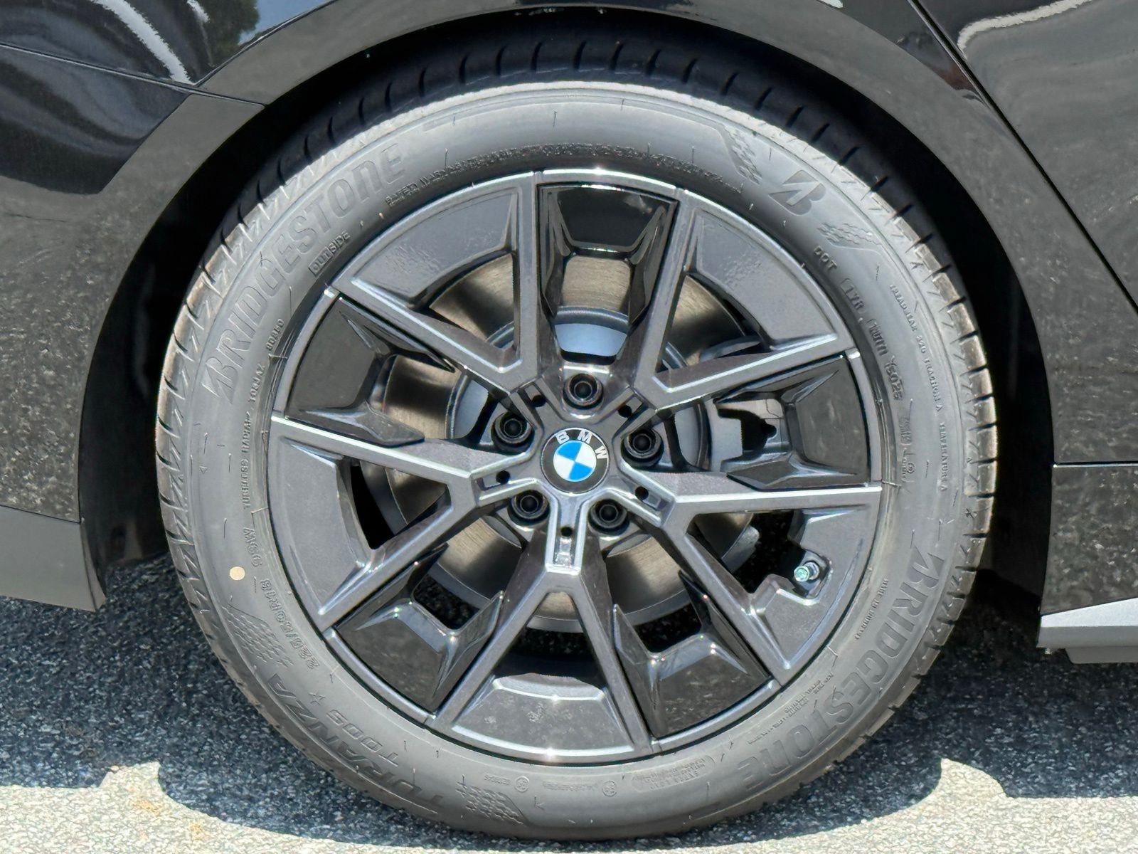 New 2026 BMW i4 eDrive40 w/ Premium Package RWD image 18