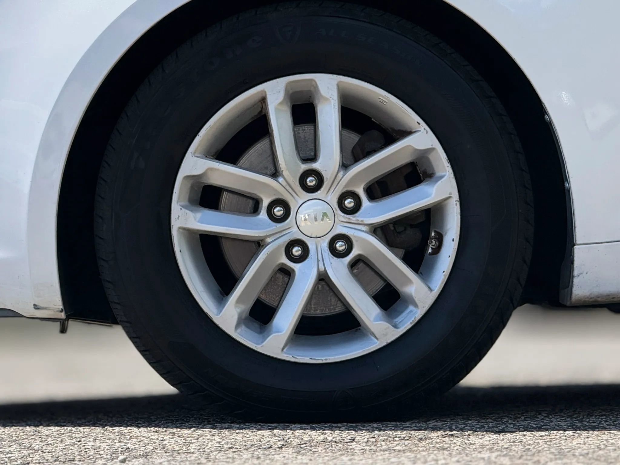 Used 2013 Kia Optima LX image 29