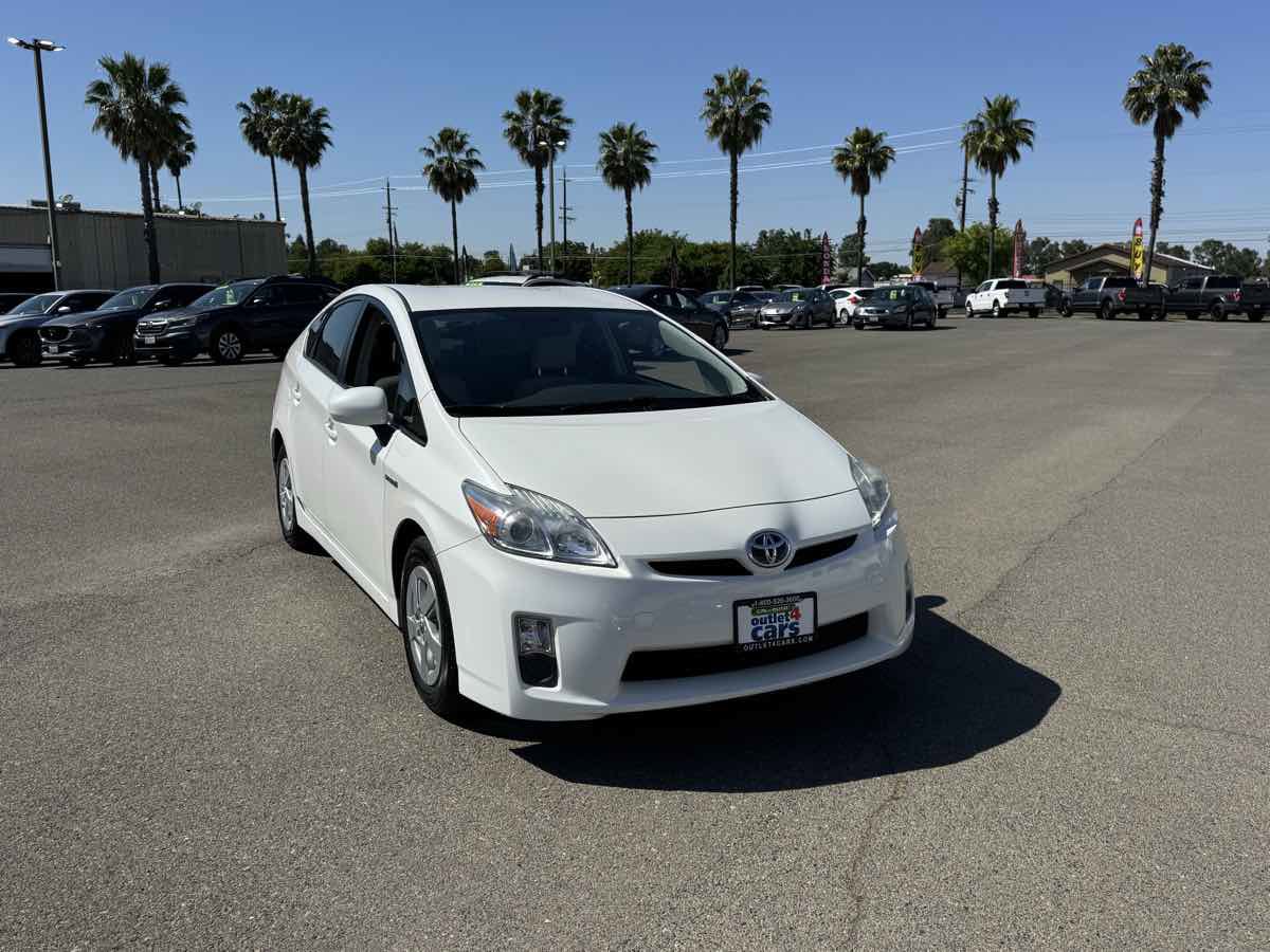 Used 2011 Toyota Prius Three FWD image 3
