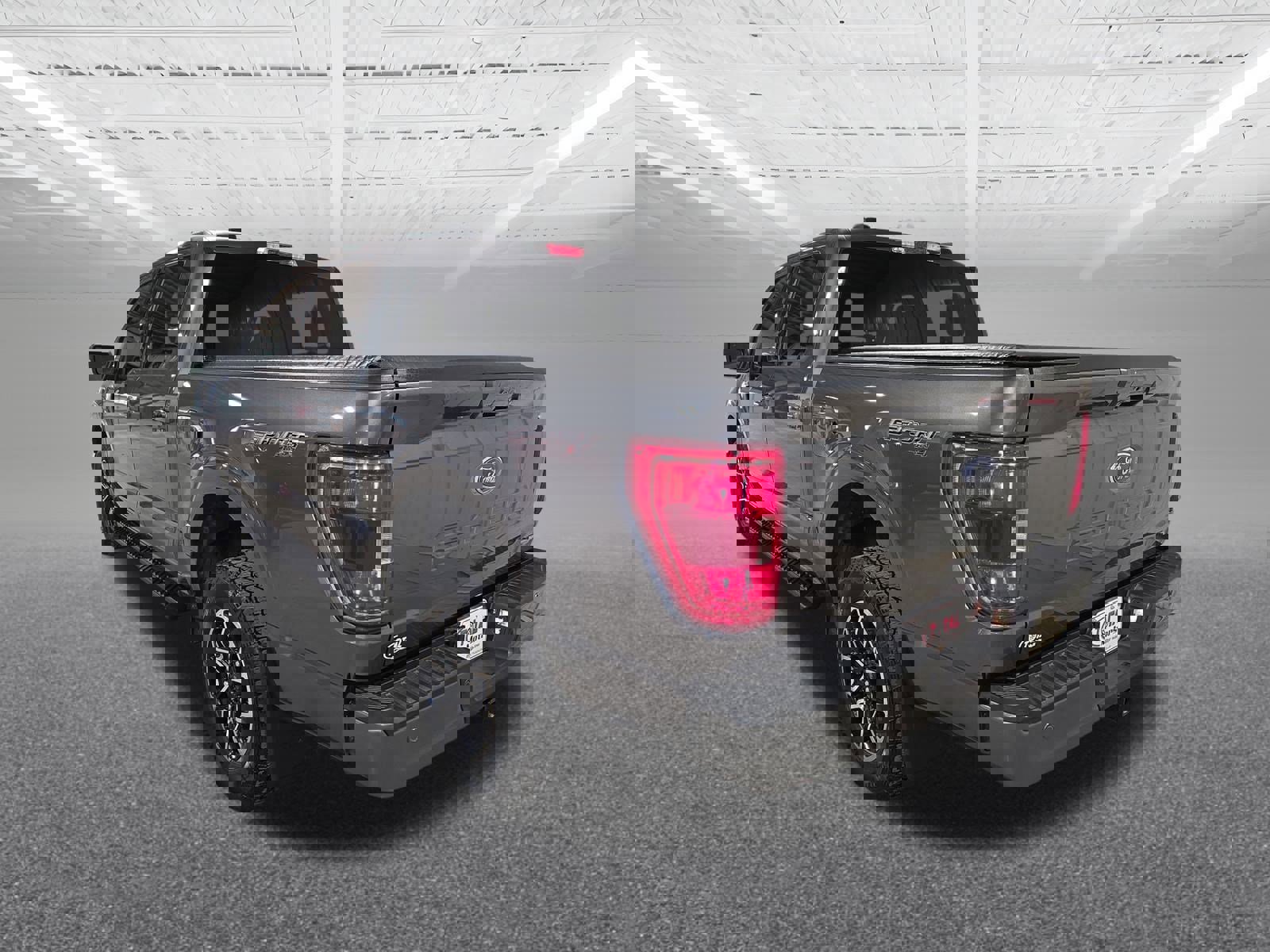 Used 2023 Ford F150 XLT w/ Equipment Group 302A High image 8