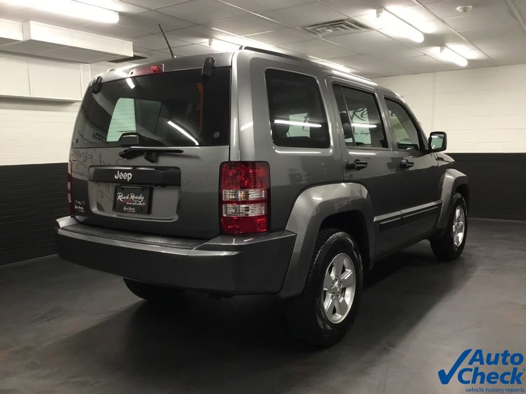 Used 2012 Jeep Liberty Sport AWD/4WD image 10