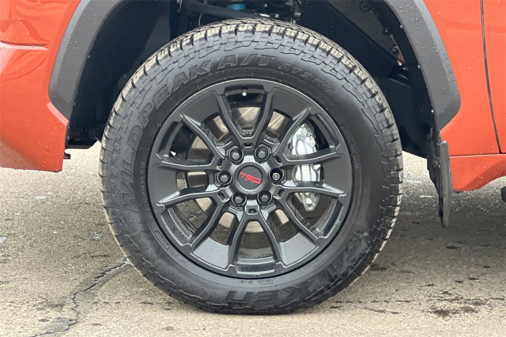 Used 2025 Toyota Tundra Limited image 29