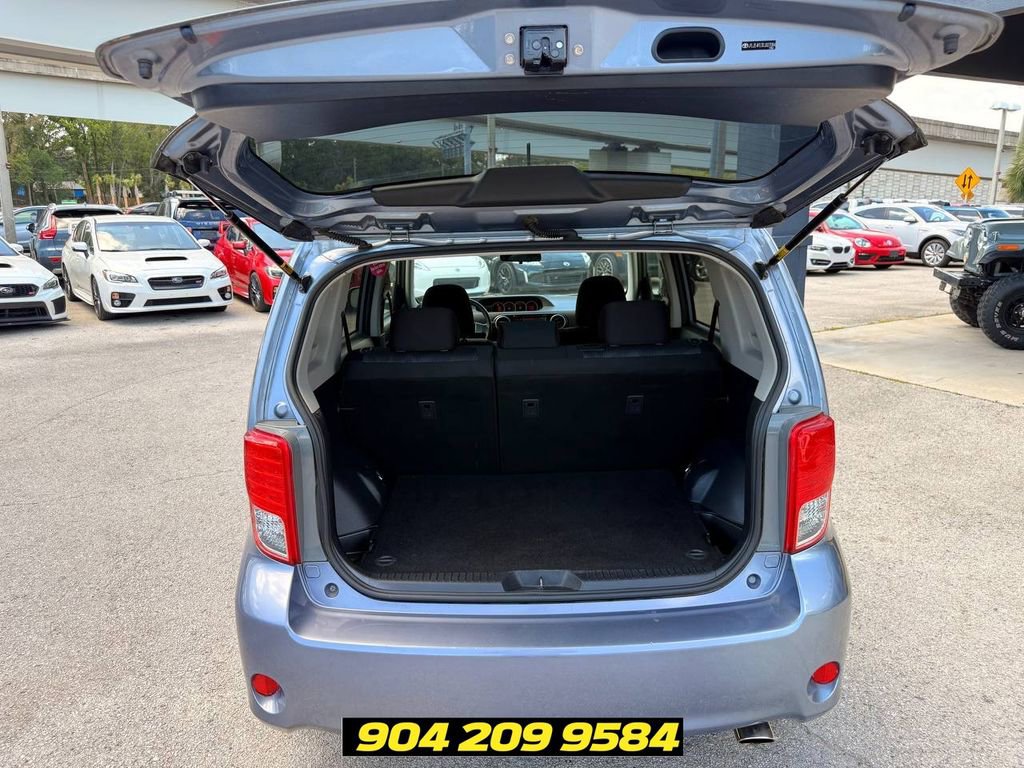 Used 2012 Scion xB FWD image 27