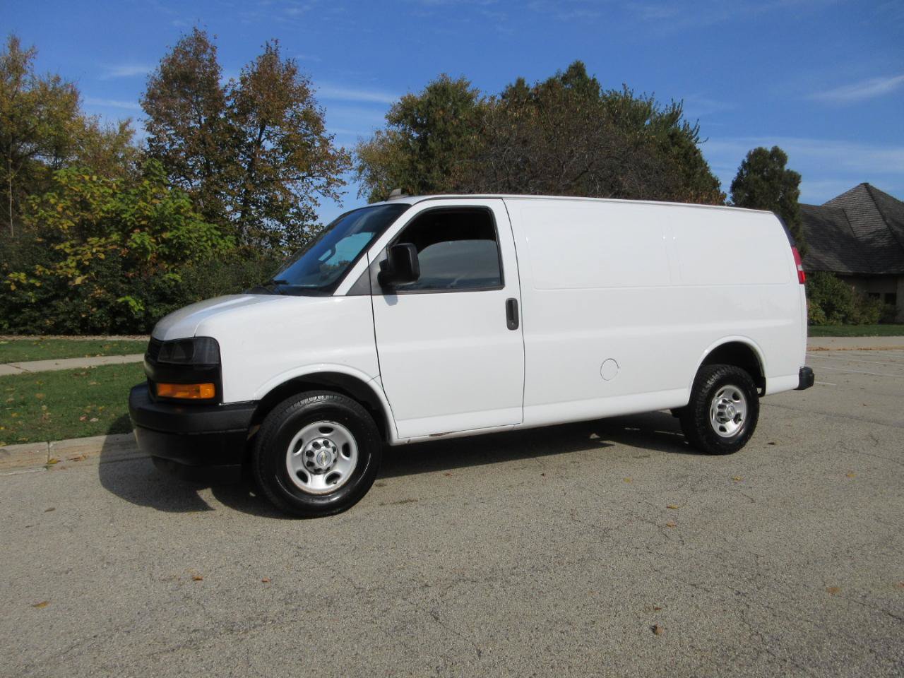 Used 2020 Chevrolet Express 2500 w/ Communications Package RWD image 24