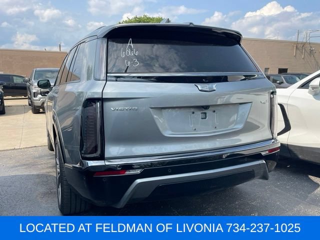 Used 2026 Cadillac Vistiq Sport w/ LPO, Floor Liner Package AWD/4WD image 2
