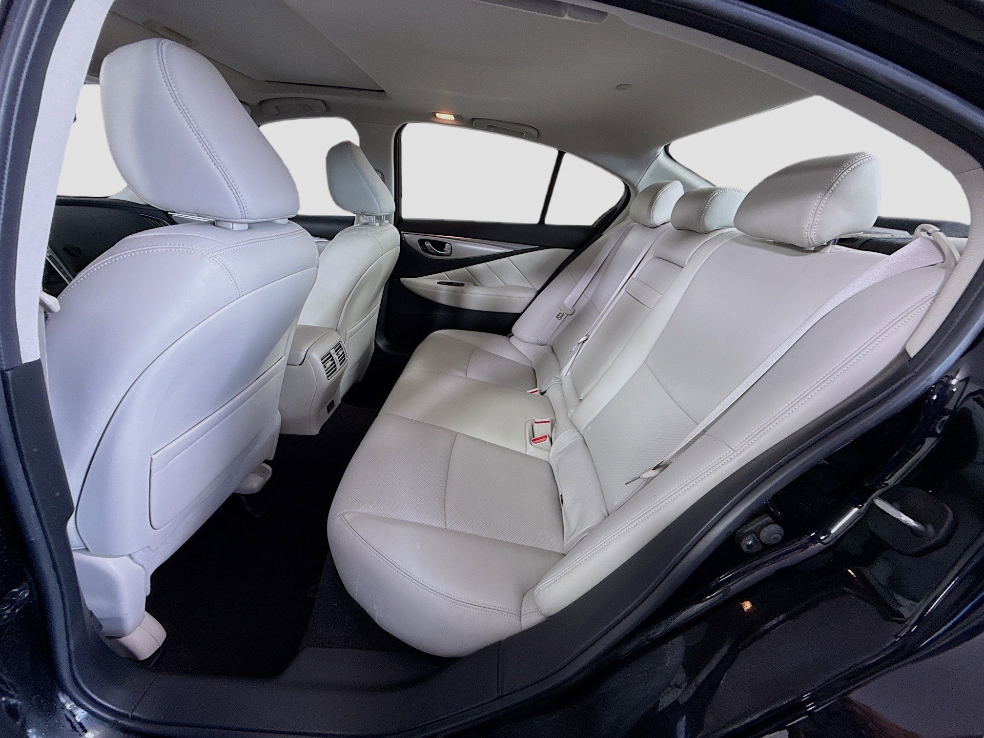 Used 2022 INFINITI Q50 Luxe w/ Cargo Package image 25