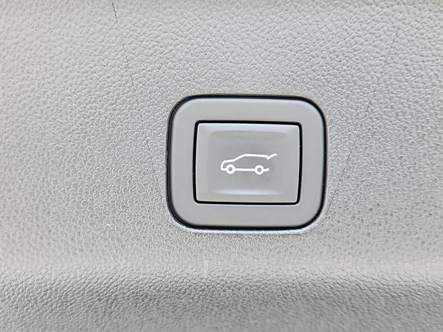 Used 2025 GMC Yukon AT4 Ultimate image 31