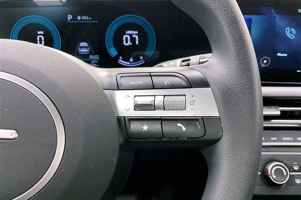 Certified 2025 Hyundai Tucson SE image 20