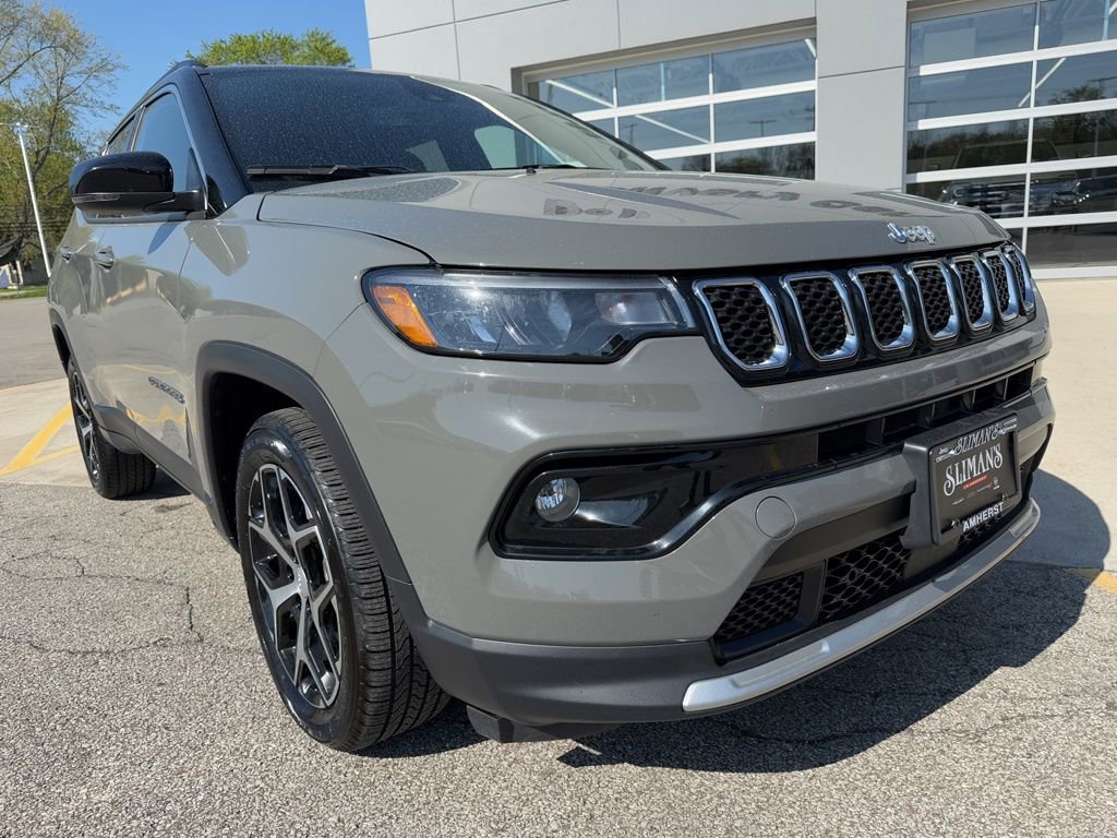 Used 2024 Jeep Compass Limited AWD/4WD image 13