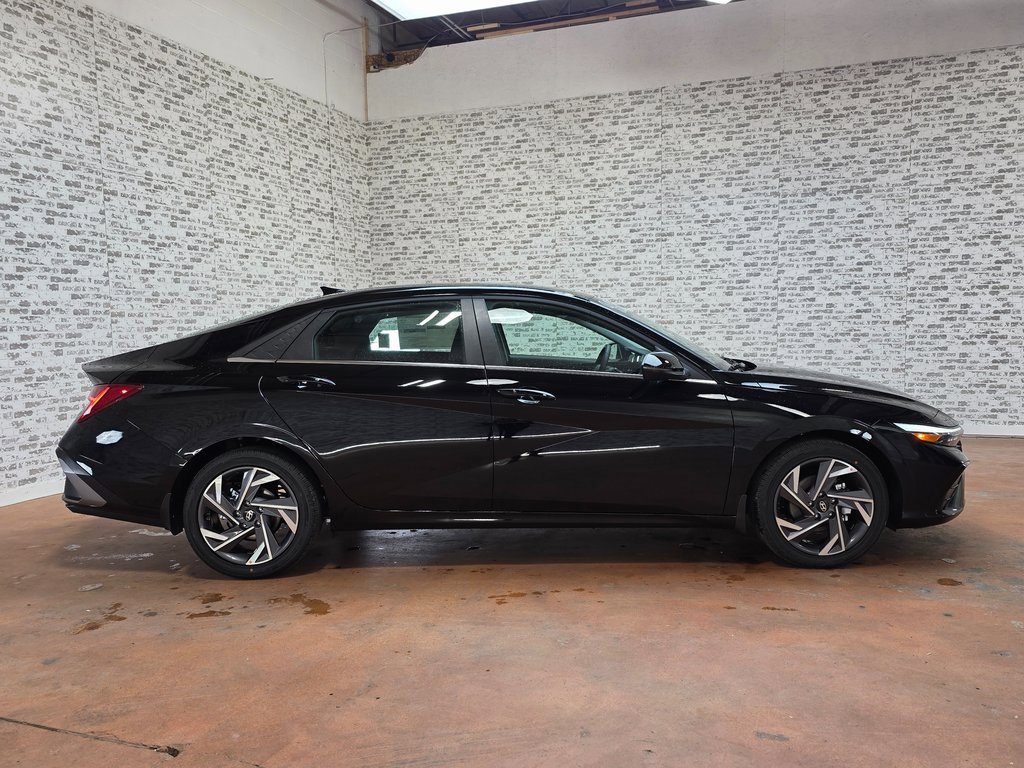 New 2026 Hyundai Elantra Limited image 6