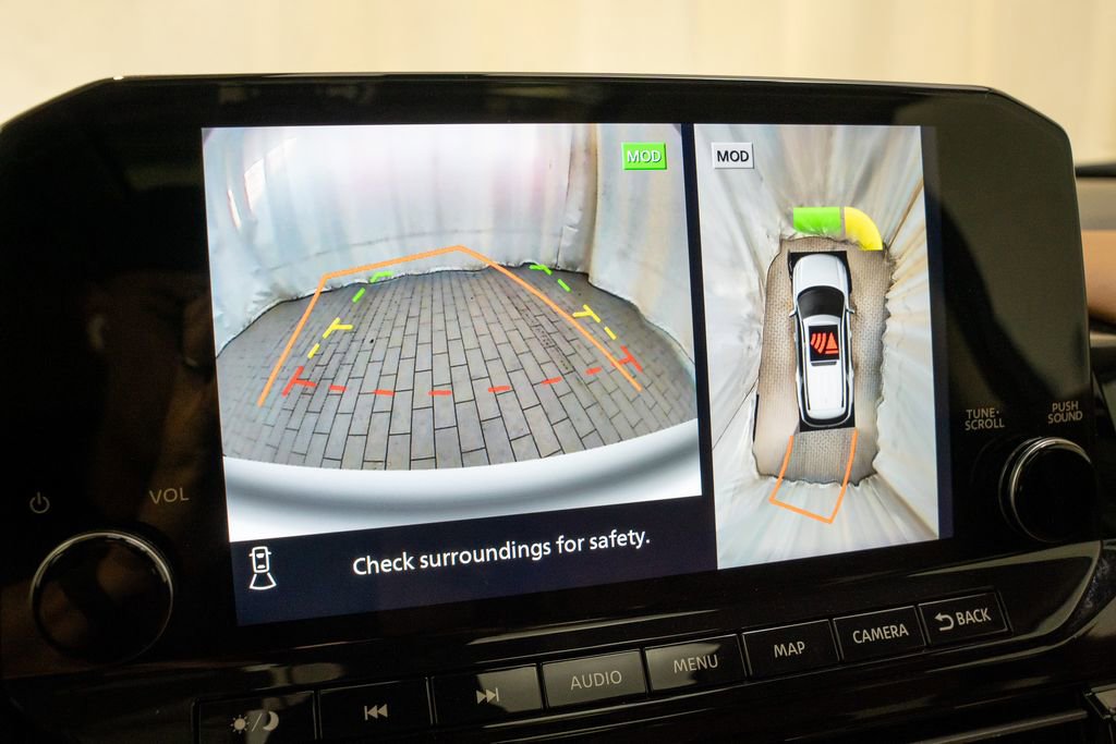 Certified 2025 Nissan Pathfinder Platinum image 17