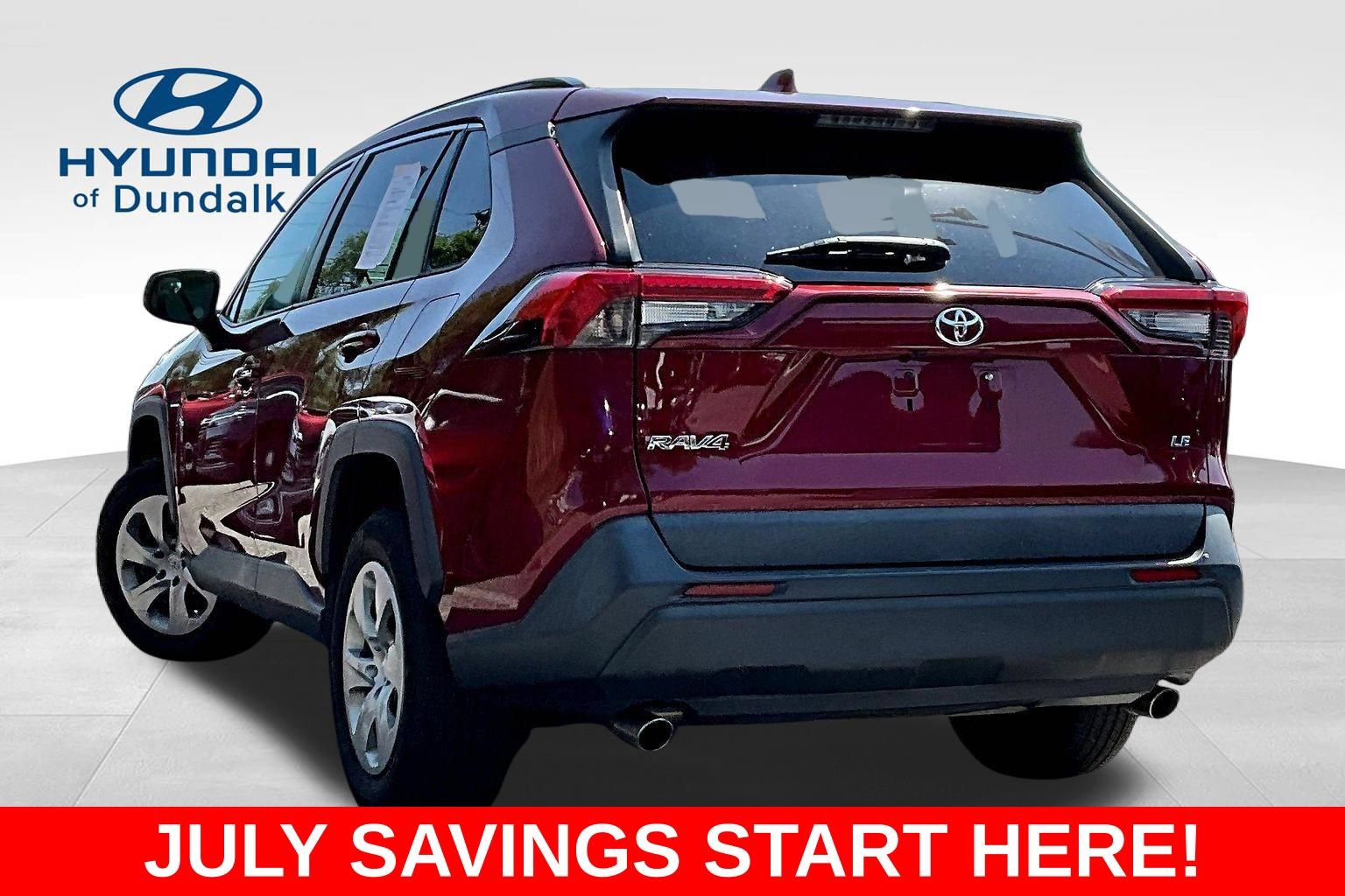 Used 2020 Toyota RAV4 LE FWD image 3