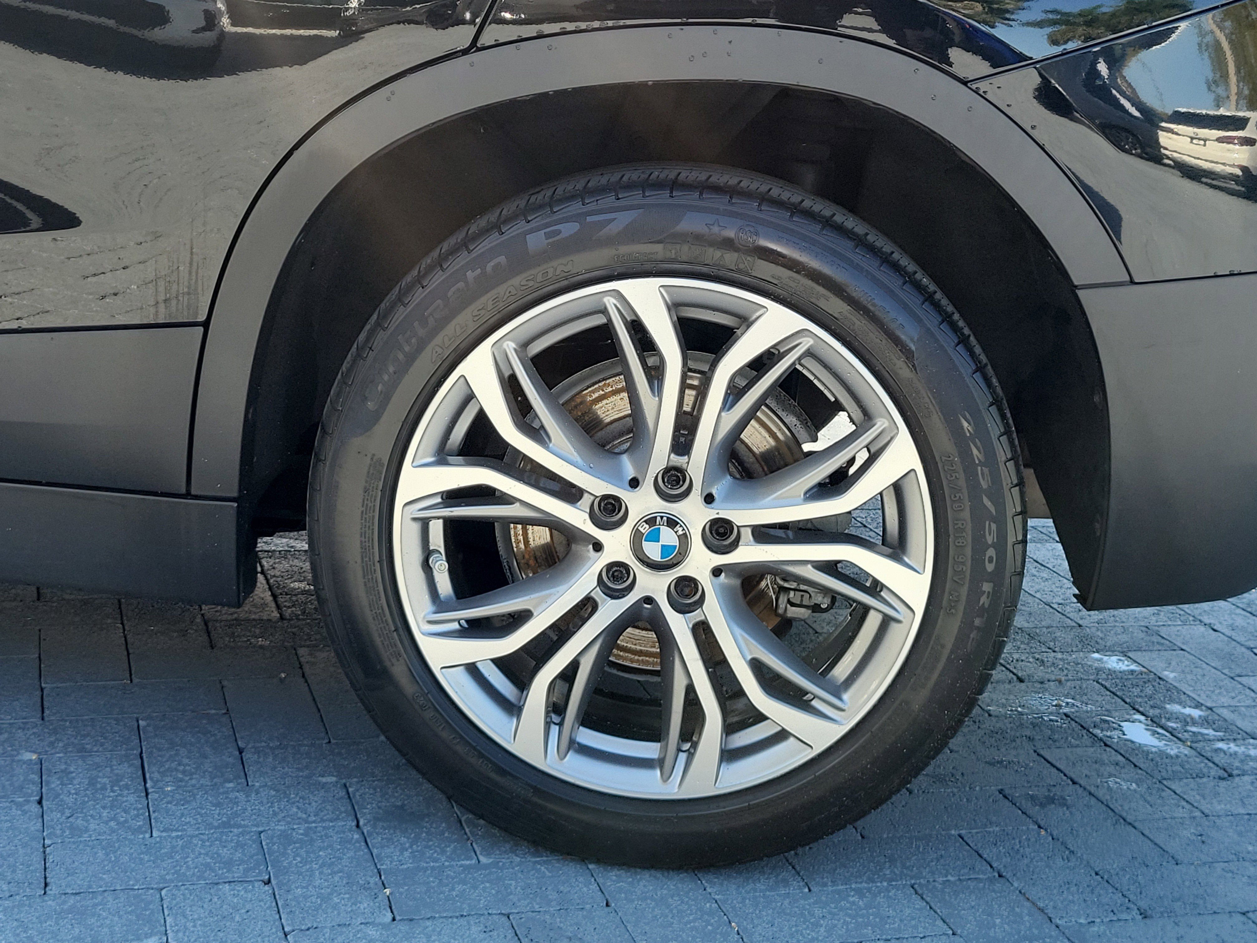 Used 2019 BMW X2 sDrive28i w/ Convenience Package FWD image 9