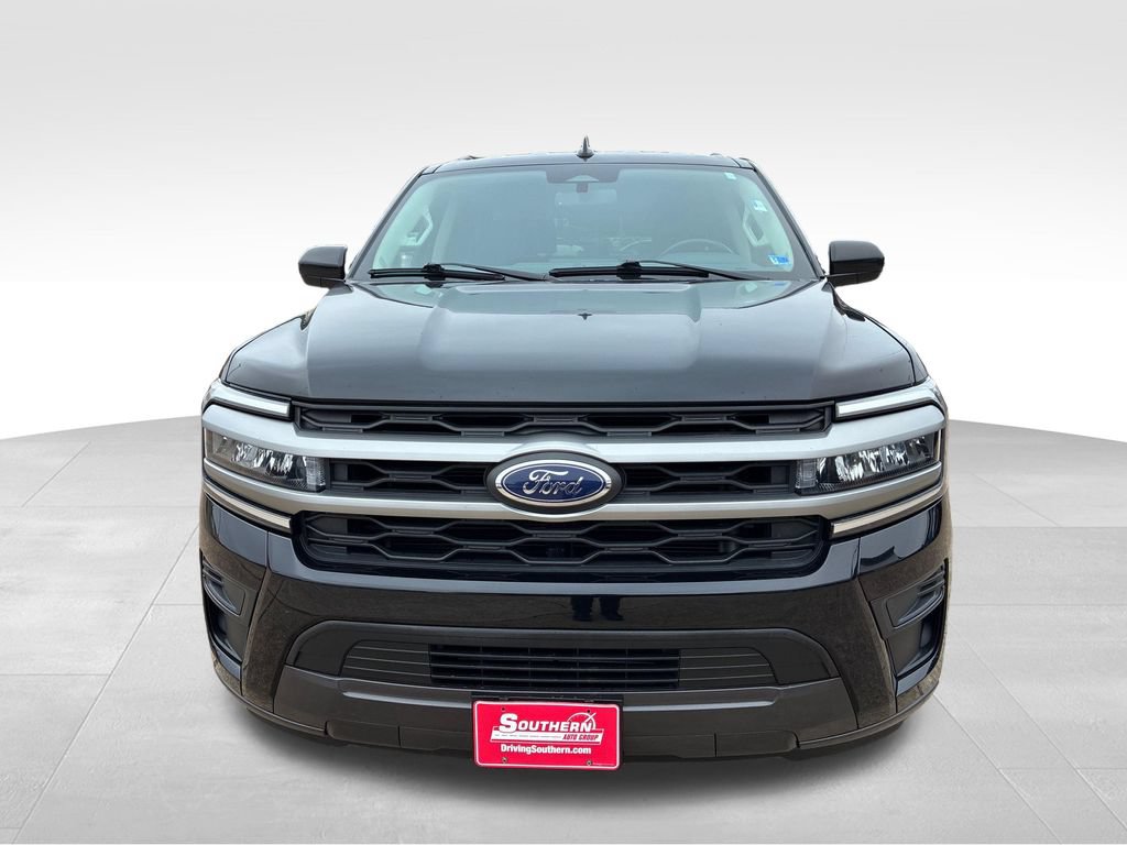 Used 2024 Ford Expedition XLT AWD/4WD image 9