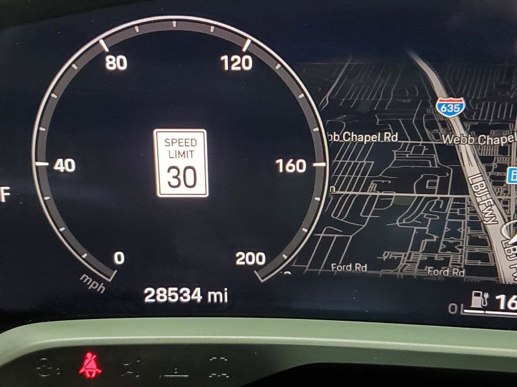 Used 2020 Porsche Taycan Turbo image 37