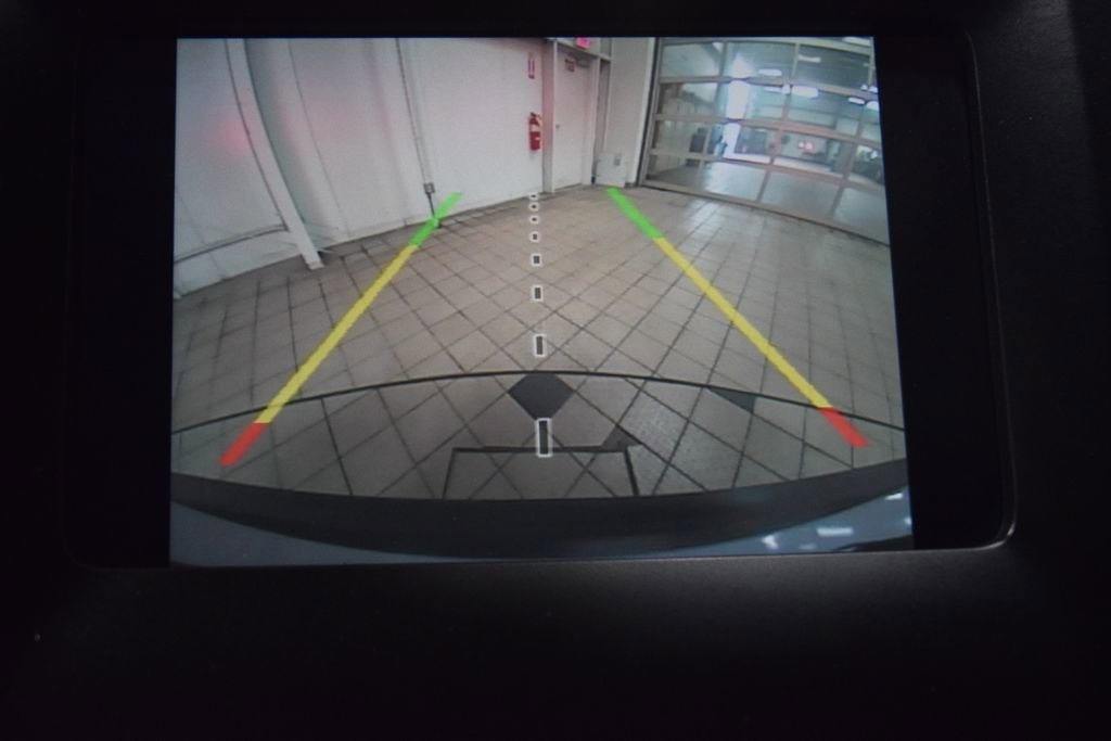 Used 2019 Jeep Cherokee Latitude w/ Cold Weather Group image 44