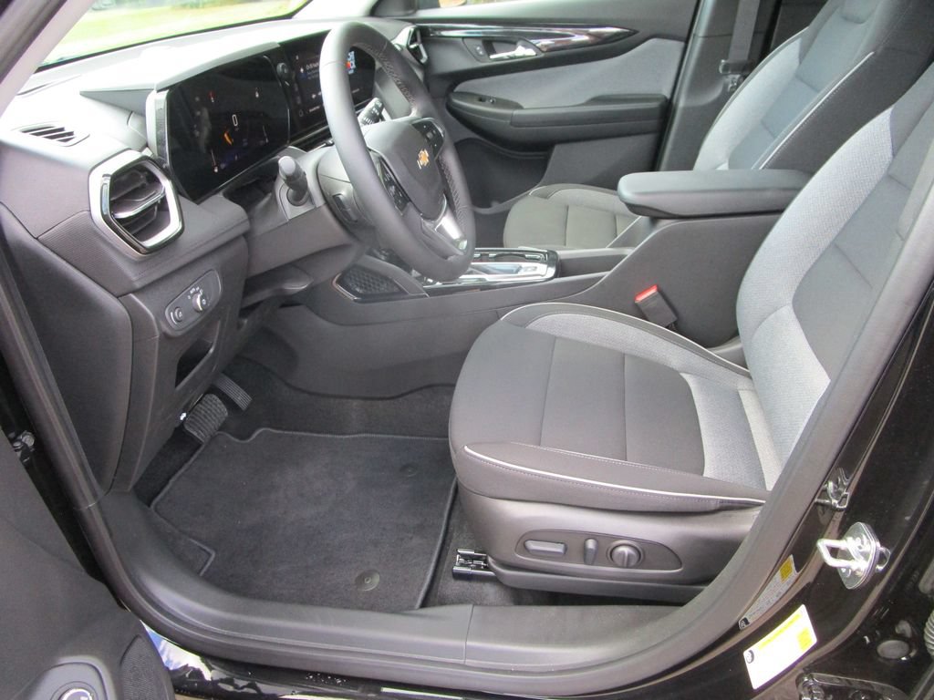 New 2026 Chevrolet TrailBlazer LT w/ Convenience Package FWD image 22