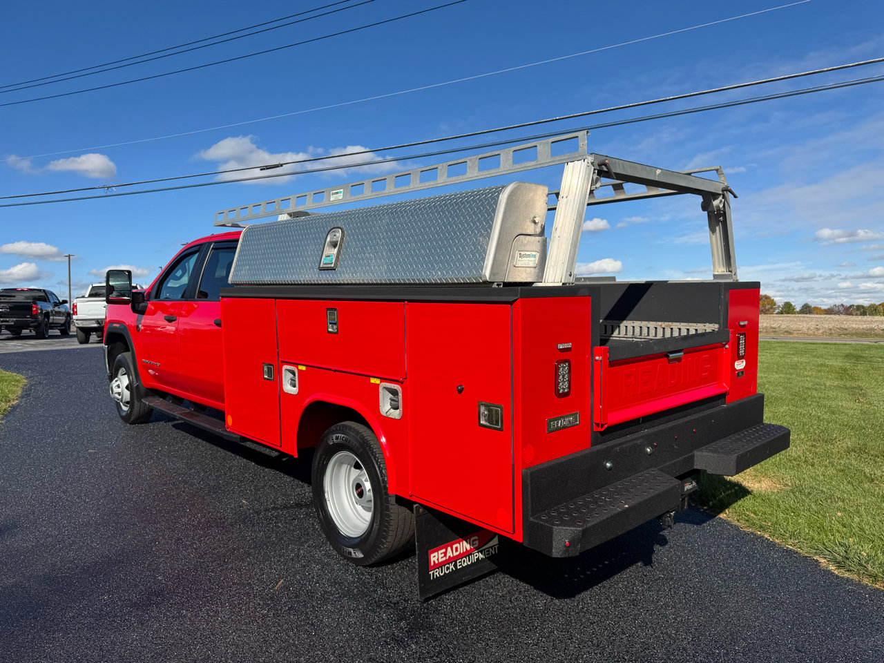 Used 2021 GMC Sierra 3500 4x4 Crew Cab w/ Convenience Package image 4