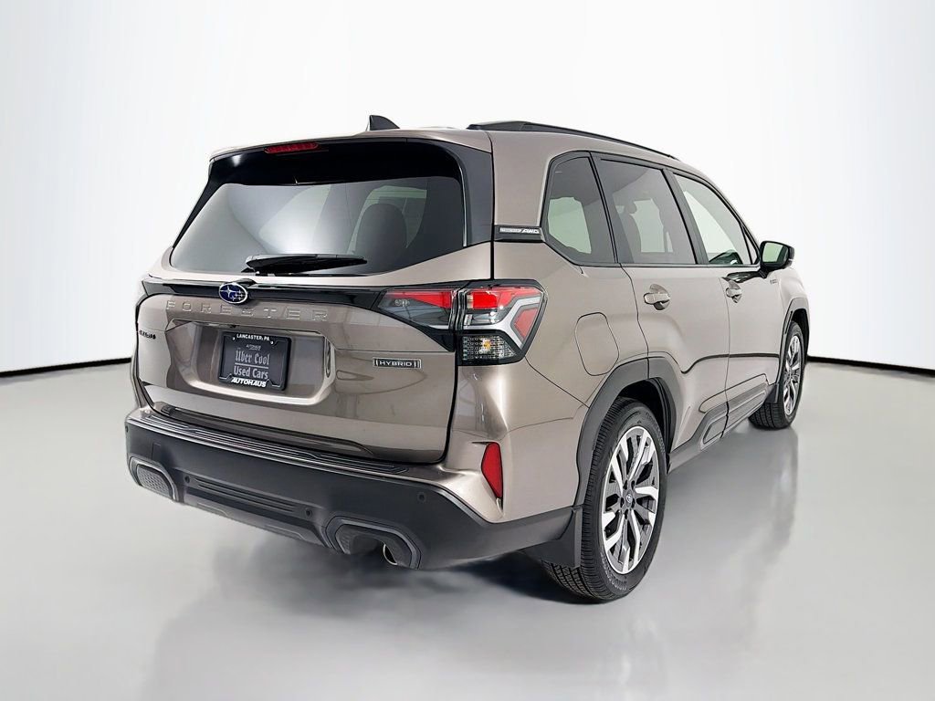 Used 2025 Subaru Forester Touring w/ Touring Package image 7