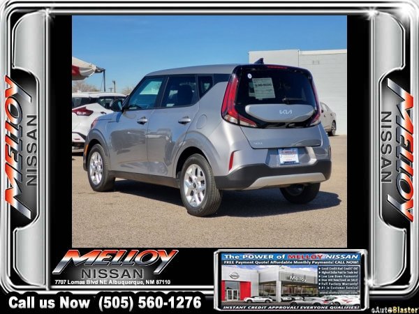Used 2025 Kia Soul LX FWD image 6