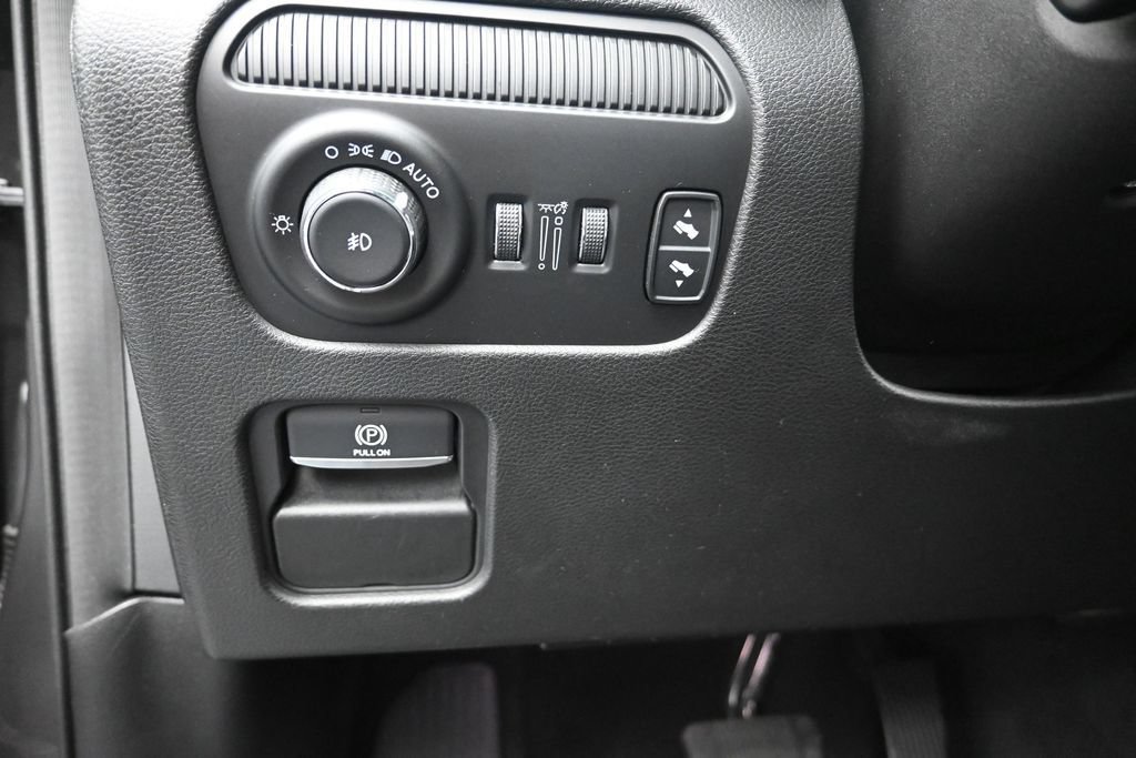 Used 2023 Jeep Wagoneer 2WD w/ Convenience Group I image 12